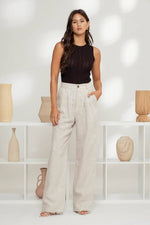 The Workshop Studio - SLEEVELESS ROUND NECK SWEATER KNIT TOP: BLACK