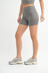 Mono B - Venice Cloud Light Contour Biker Shorts: Black / S:M:L (2:2:2)