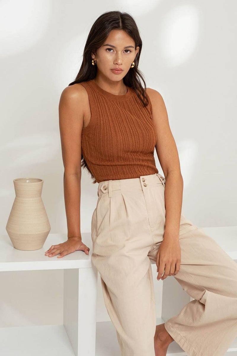 The Workshop Studio - SLEEVELESS ROUND NECK SWEATER KNIT TOP: BLACK