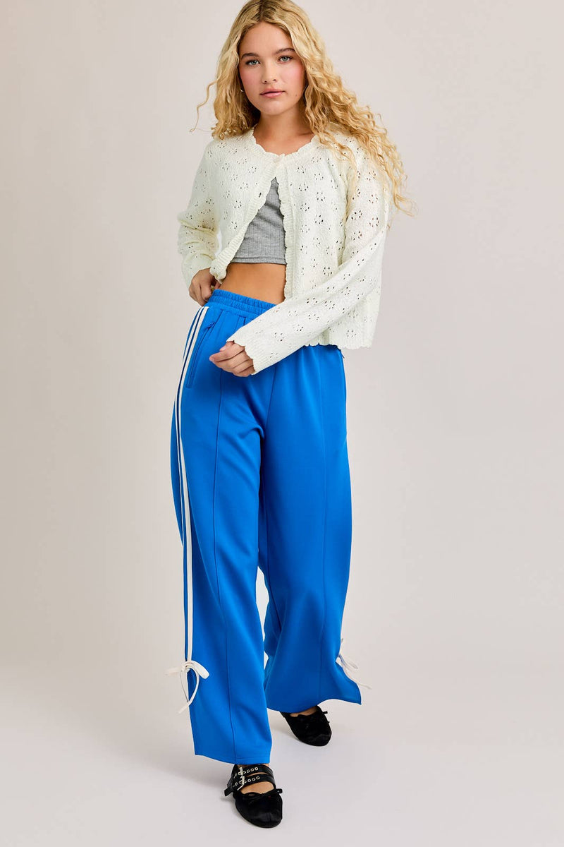 LE LIS - SCALLOP EDGE SWEATER CARDIGAN: White / S